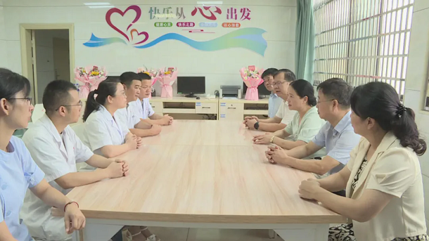 漳平市领导走访慰问一线医师 1.webp.png